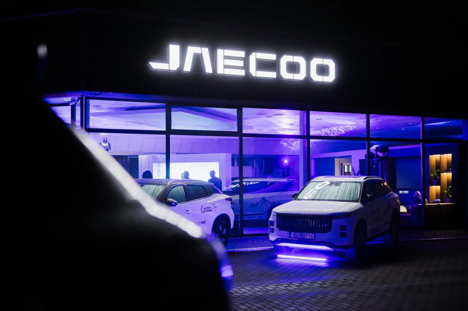 Otwarcie salonu - Omoda Jaecoo Włocławek - realizacja Smartside Multimedia